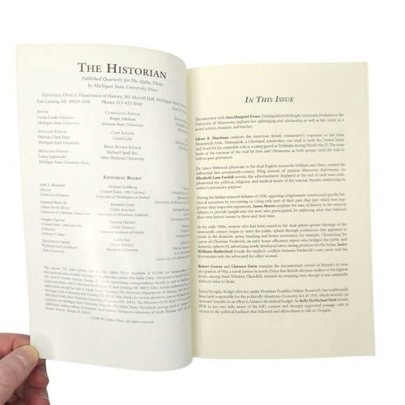 The Historian Three Volume Lot Paperback Summer 2000 Fall 2000 Winter 2001 - Picture 9 of 10